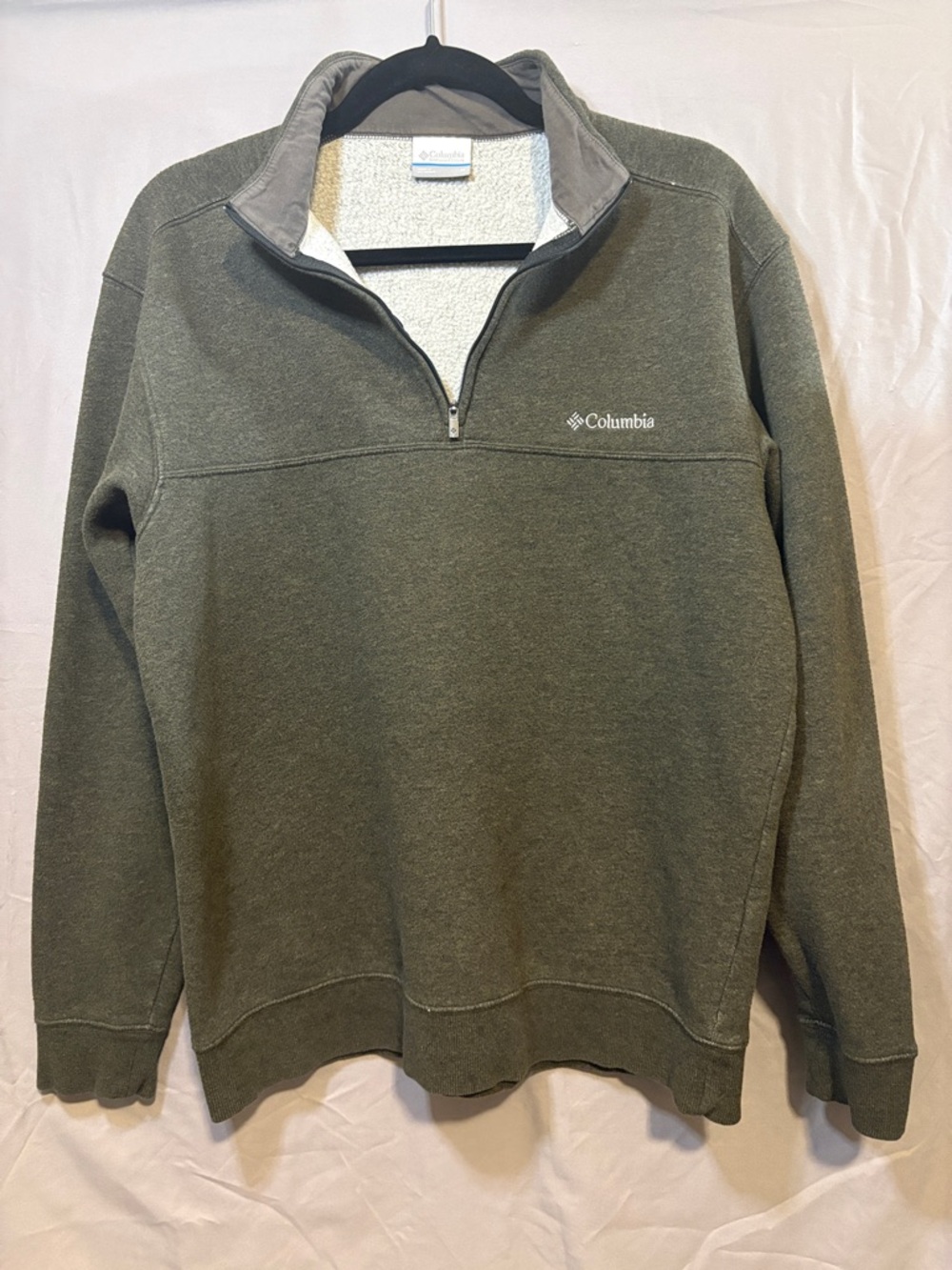 Columbia Men's Olive Green Quarter-Zip Fleece Sweater